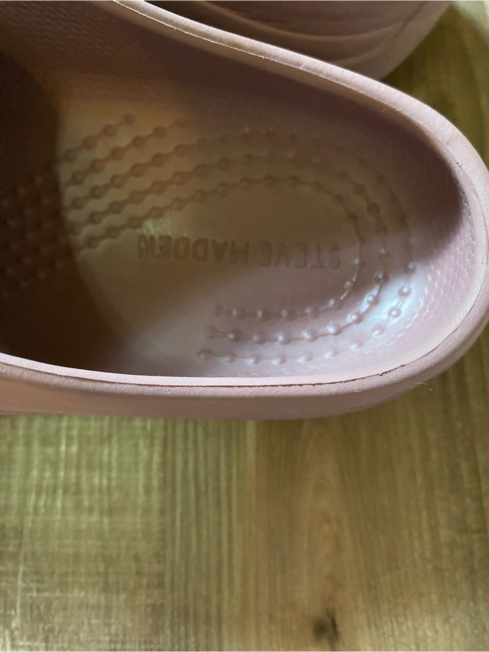 Steve Madden Mauve Clog Mules with Gem Embellishments - Picture 3 of 6